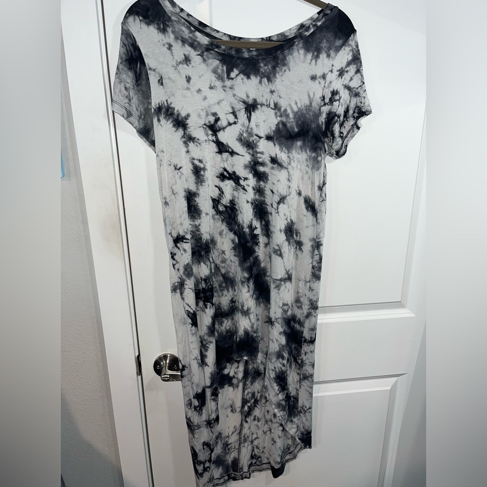 iVOIRE Boutique Brand Soft Black White Tie Dye Hi-Lo Tshirt Dress Size Large